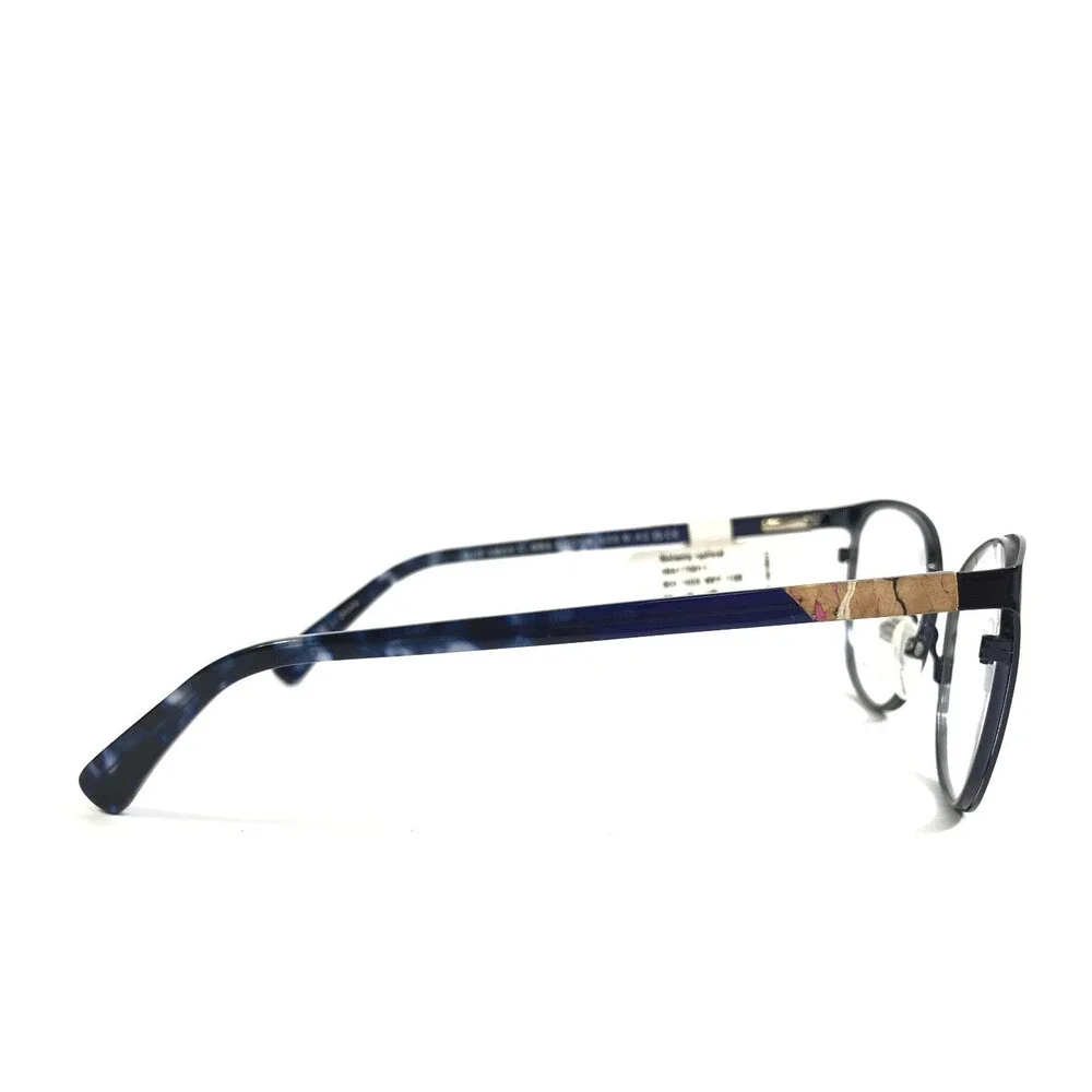 Botaniq brand new